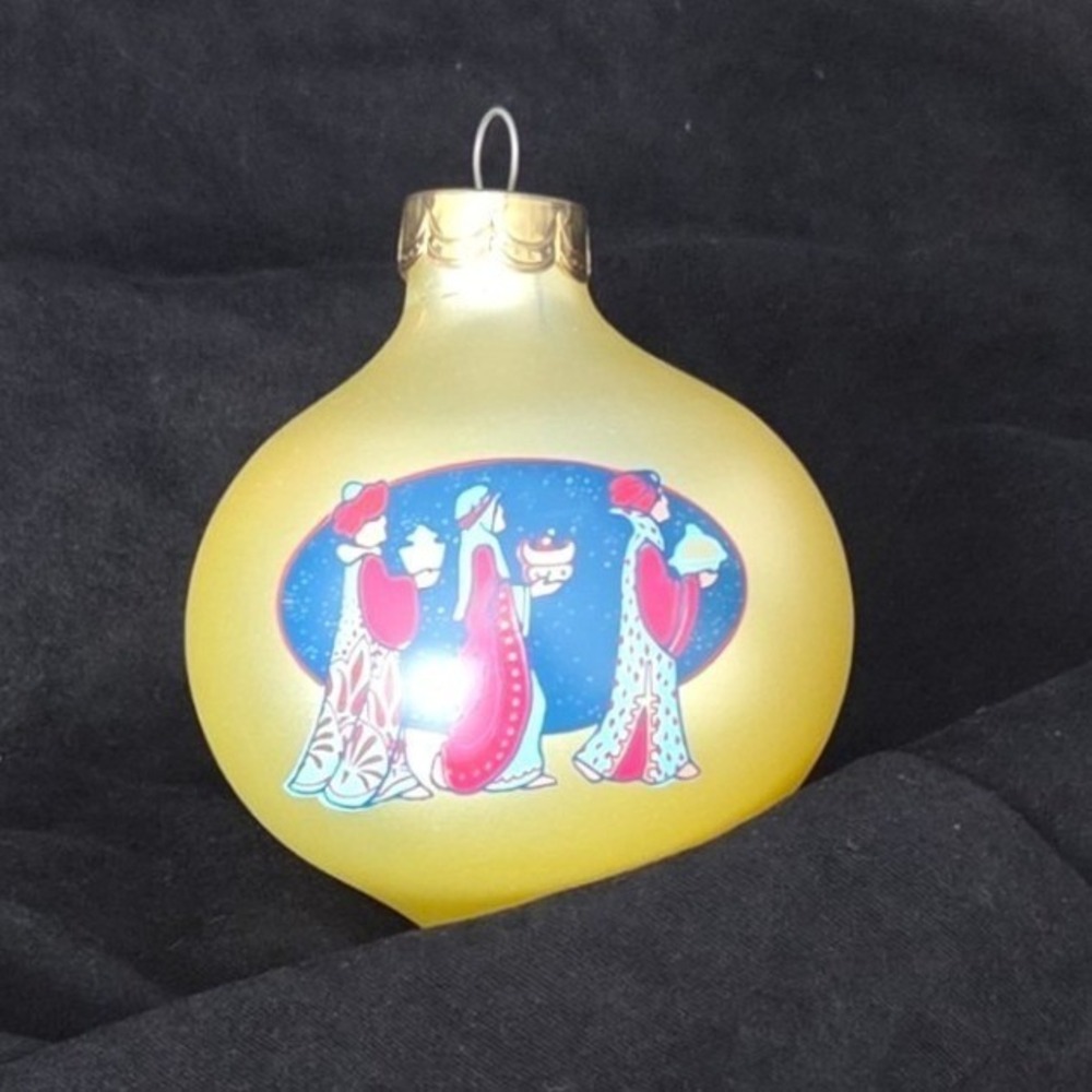 Vintage 1986 Hallmark Keepsake The Magi Glass Ornament O Come Let Us Adore Him